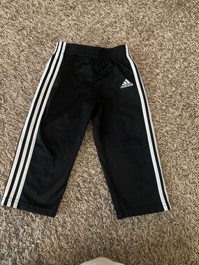 🎀 adidas Black Jogger Pants with White Stripe Detail